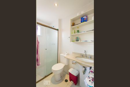 Apartamento à venda com 68m², 2 quartos e 1 vagaBanheiro da Suíte