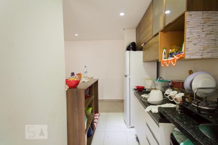 Apartamento à venda com 68m², 2 quartos e 1 vagaCozinha