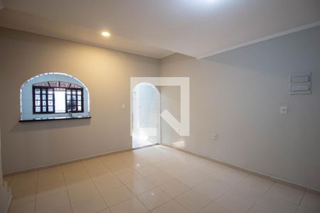 Sala de casa para alugar com 2 quartos, 85m² em Jardim Norma, São Paulo