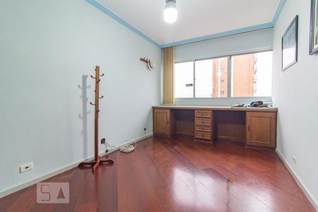 Quarto 2 de apartamento para alugar com 4 quartos, 173m² em Centro, Curitiba