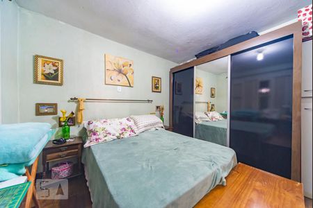 Quarto 1 de casa à venda com 6 quartos, 570m² em Vila Aquilino, Santo André