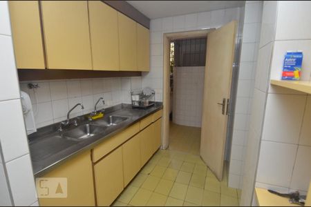 Apartamento à venda com 235m², 4 quartos e 1 vagaCozinha