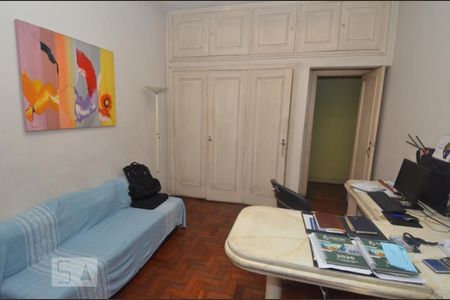 Apartamento à venda com 235m², 4 quartos e 1 vagaQuarto 2 