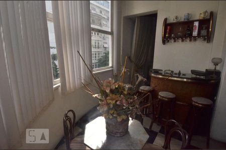 Apartamento à venda com 235m², 4 quartos e 1 vagaSala