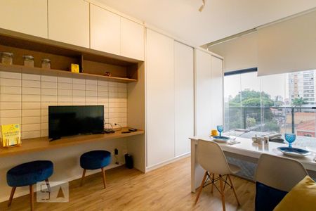 Sala de apartamento para alugar com 1 quarto, 32m² em Pinheiros, São Paulo