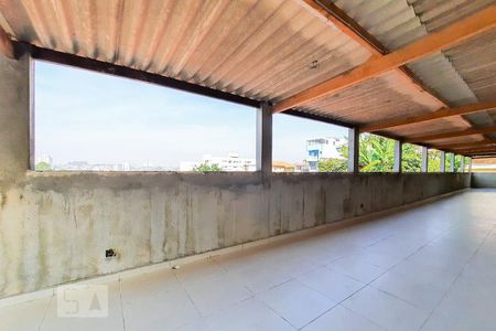 Casa à venda com 200m², 3 quartos e 2 vagasTerraço