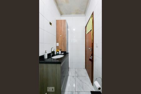 Casa à venda com 200m², 3 quartos e 2 vagassuíte