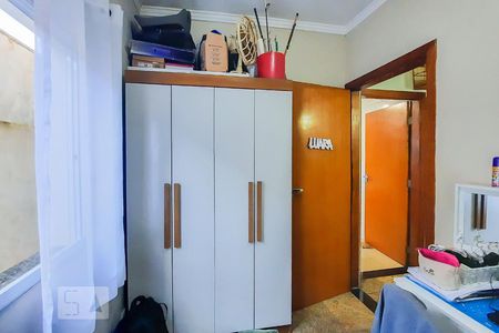 Casa à venda com 200m², 3 quartos e 2 vagasQuarto 2