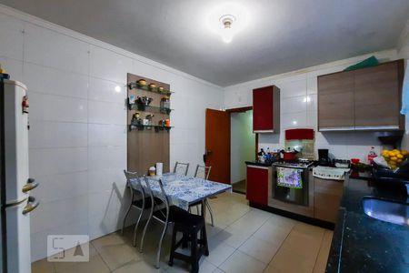 Casa à venda com 200m², 3 quartos e 2 vagasCozinha