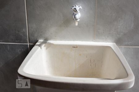 Casa para alugar com 60m², 1 quarto e sem vaga Casa para alugar com 60m², 1 quarto e sem vagaTanque