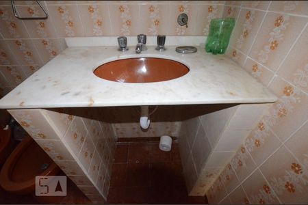 Casa para alugar com 70m², 2 quartos e sem vagaBanheiro Social