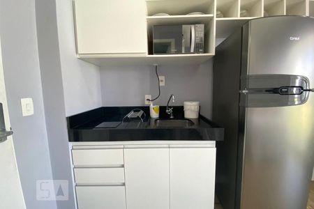 Studio para alugar com 24m², 1 quarto e 1 vaga Studio para alugar com 24m², 1 quarto e 1 vagaStudio