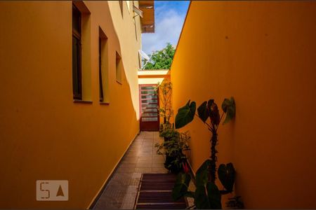 Casa à venda com 170m², 3 quartos e 2 vagasQuintal