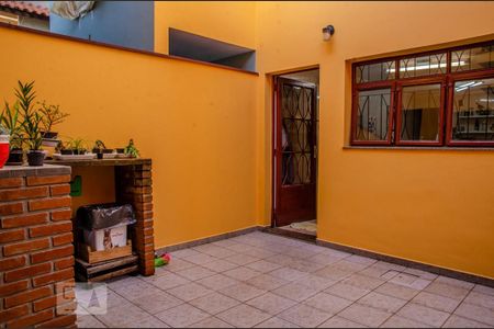 Casa à venda com 170m², 3 quartos e 2 vagasQuintal