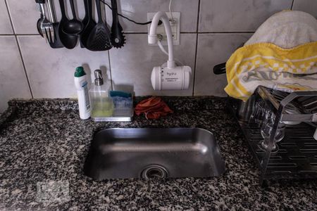 Apartamento para alugar com 60m², 1 quarto e sem vagaPia