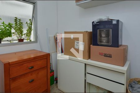 Apartamento à venda com 180m², 3 quartos e 2 vagasQuarto de Serviço