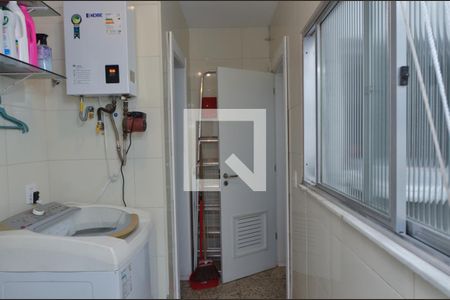 Apartamento à venda com 180m², 3 quartos e 2 vagasÁrea de Serviço