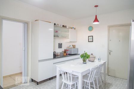 Apartamento à venda com 118m², 3 quartos e sem vagaCozinha