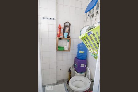 Apartamento à venda com 118m², 3 quartos e sem vagaBanheiro de Serviço