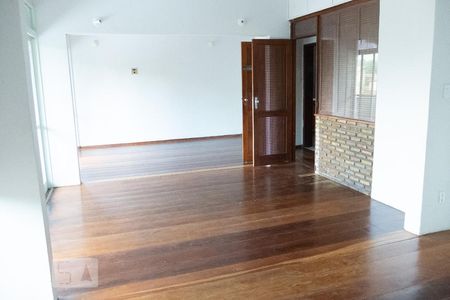 Quarto de casa para alugar com 3 quartos, 250m² em Caminho das Árvores, Salvador