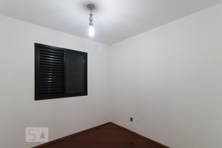 Quarto 1 de apartamento para alugar com 2 quartos, 70m² em Jaguaribe, Osasco