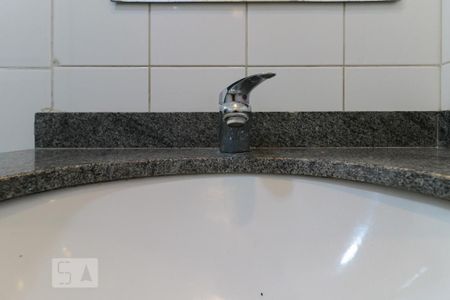 Apartamento para alugar com 70m², 2 quartos e 1 vaga Apartamento para alugar com 70m², 2 quartos e 1 vagaBanheiro