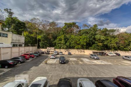 Vista da Sala de apartamento à venda com 2 quartos, 61m² em Campo Comprido, Curitiba