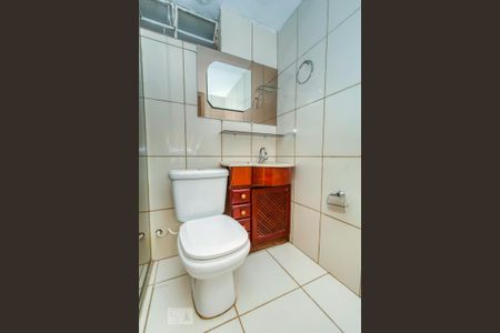 Apartamento à venda com 61m², 2 quartos e 1 vaga Apartamento à venda com 61m², 2 quartos e 1 vagaBanheiro