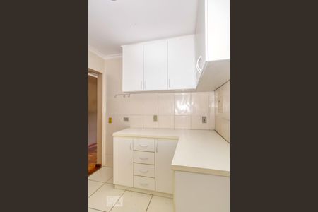 Apartamento à venda com 61m², 2 quartos e 1 vaga Apartamento à venda com 61m², 2 quartos e 1 vagaCozinha
