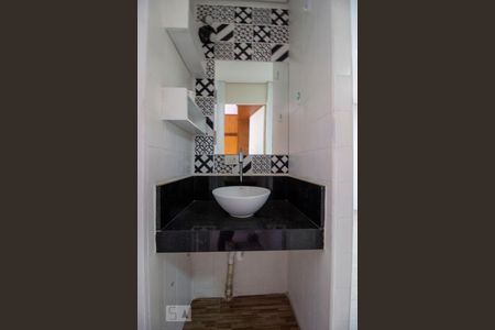 Apartamento para alugar com 46m², 2 quartos e 1 vagaBanheiro - Torneira