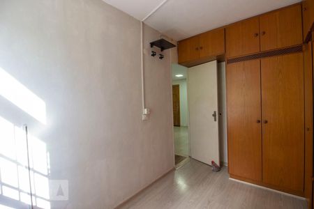 Apartamento para alugar com 46m², 2 quartos e 1 vagaQuarto 2 - Armários