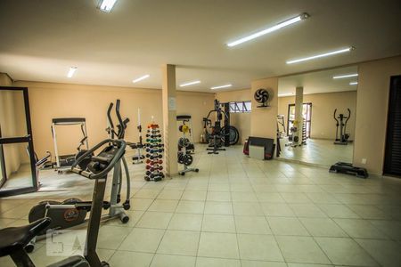 Apartamento à venda com 80m², 3 quartos e 2 vagas Apartamento à venda com 80m², 3 quartos e 2 vagasÁrea comum - Academia