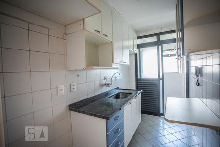 Apartamento à venda com 80m², 3 quartos e 2 vagas Apartamento à venda com 80m², 3 quartos e 2 vagasCozinha - Armários