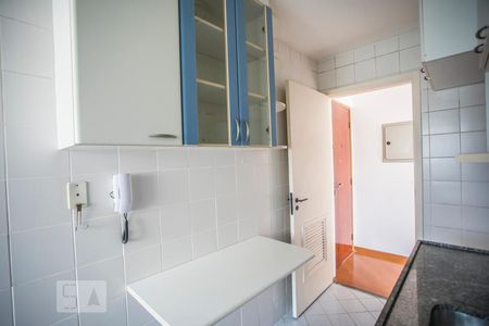 Apartamento à venda com 80m², 3 quartos e 2 vagas Apartamento à venda com 80m², 3 quartos e 2 vagasCozinha