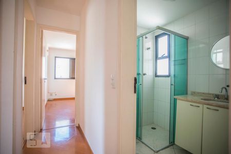 Apartamento à venda com 80m², 3 quartos e 2 vagas Apartamento à venda com 80m², 3 quartos e 2 vagasCorredor