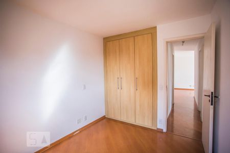 Apartamento à venda com 80m², 3 quartos e 2 vagas Apartamento à venda com 80m², 3 quartos e 2 vagasSuite - Armários