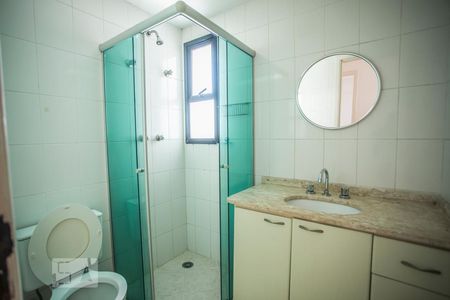 Apartamento à venda com 80m², 3 quartos e 2 vagas Apartamento à venda com 80m², 3 quartos e 2 vagasBanheiro 2