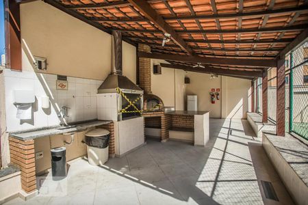 Apartamento à venda com 80m², 3 quartos e 2 vagas Apartamento à venda com 80m², 3 quartos e 2 vagasÁrea comum - Churrasqueira