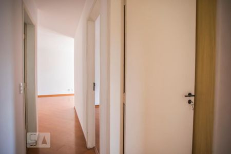 Apartamento à venda com 80m², 3 quartos e 2 vagas Apartamento à venda com 80m², 3 quartos e 2 vagasCorredor