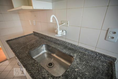 Apartamento à venda com 80m², 3 quartos e 2 vagas Apartamento à venda com 80m², 3 quartos e 2 vagasDetalhe - Cozinha