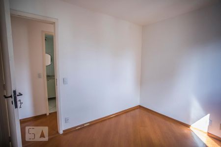 Apartamento à venda com 80m², 3 quartos e 2 vagas Apartamento à venda com 80m², 3 quartos e 2 vagasQuarto 3