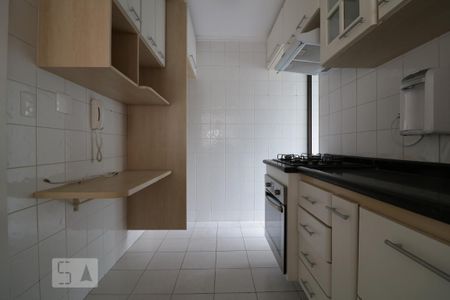 Cozinha de apartamento para alugar com 2 quartos, 75m² em Saúde, São Paulo