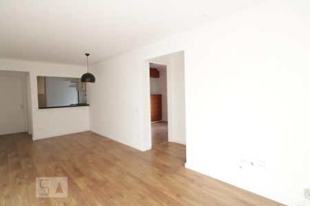 Sala de apartamento para alugar com 2 quartos, 75m² em Saúde, São Paulo