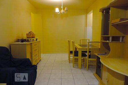 Sala de apartamento para alugar com 2 quartos, 70m² em Itacorubi, Florianópolis