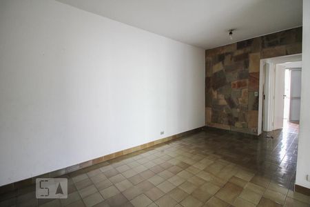 Sala de apartamento para alugar com 2 quartos, 68m² em Vila Mangalot, São Paulo
