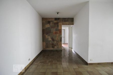 Sala de apartamento para alugar com 2 quartos, 68m² em Vila Mangalot, São Paulo