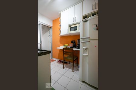 Apartamento à venda com 49m², 2 quartos e 1 vaga Apartamento à venda com 49m², 2 quartos e 1 vagaCozinha