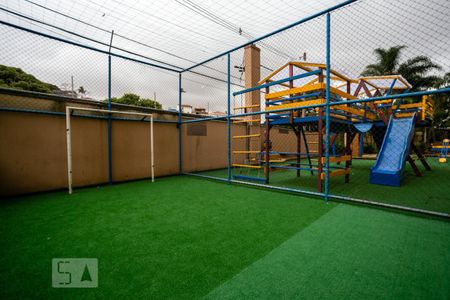 Apartamento à venda com 49m², 2 quartos e 1 vaga Apartamento à venda com 49m², 2 quartos e 1 vagaÁrea comum - Quadra esportiva