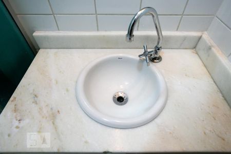 Apartamento à venda com 49m², 2 quartos e 1 vaga Apartamento à venda com 49m², 2 quartos e 1 vagaBanheiro