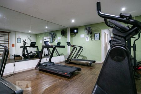 Apartamento à venda com 49m², 2 quartos e 1 vaga Apartamento à venda com 49m², 2 quartos e 1 vagaÁrea comum - Academia